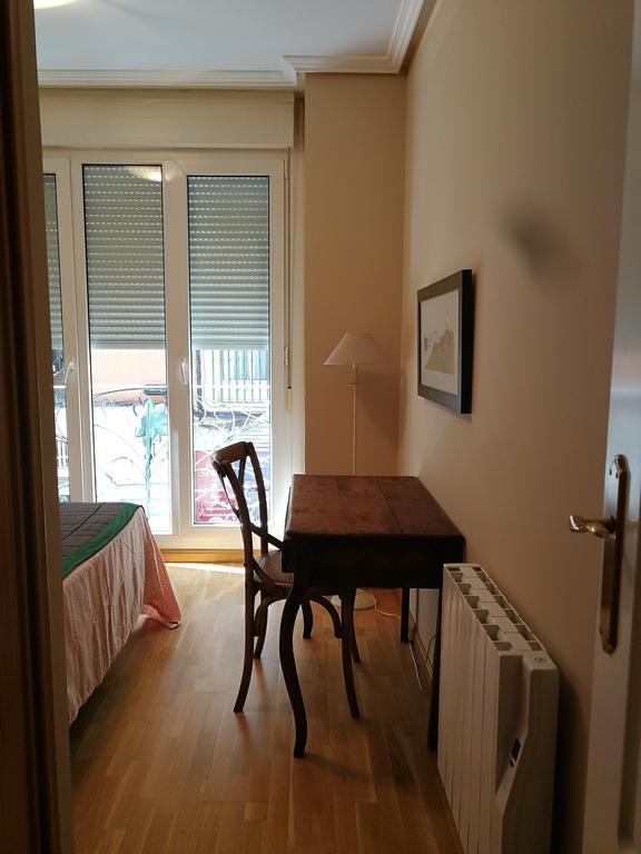 18 Torres El Pilar Apartment Zaragoza Exterior photo